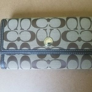Coach wallet